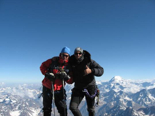 Canaleta paralela a glaciar Juncal Norte