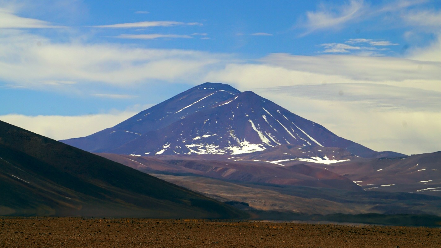 Volcán de Los Patos o Tres Quebradas