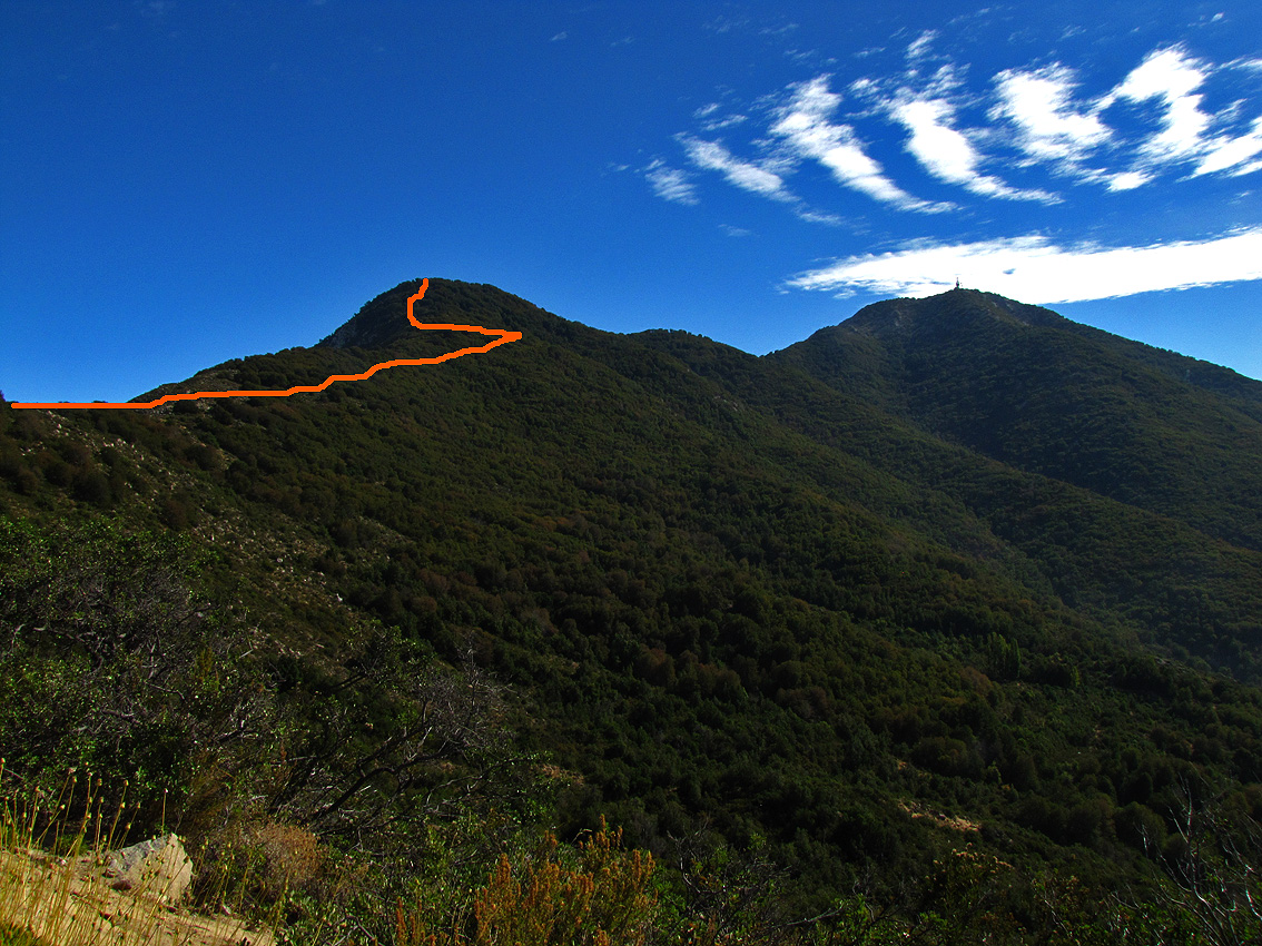Filo Sur por Santuario de la Naturaleza Cerro El Roble