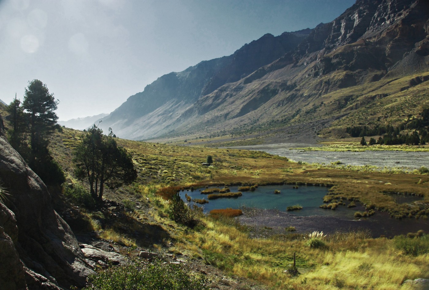 Valle Río de los Cipreses