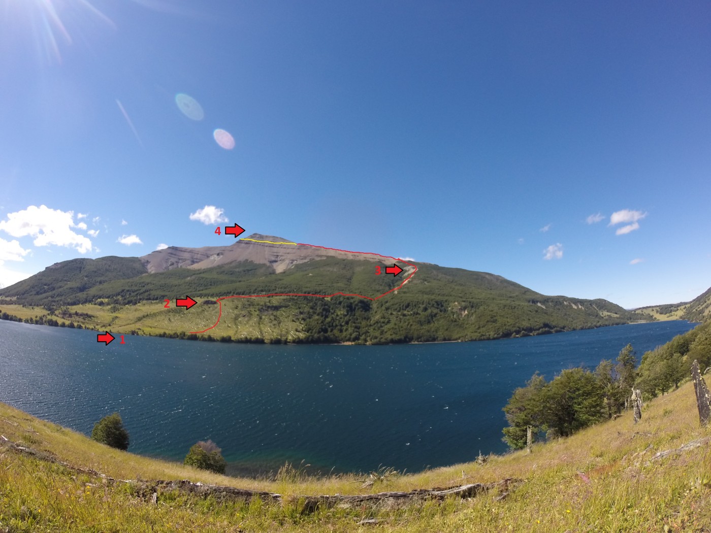 Cara sureste desde el lago Monreal