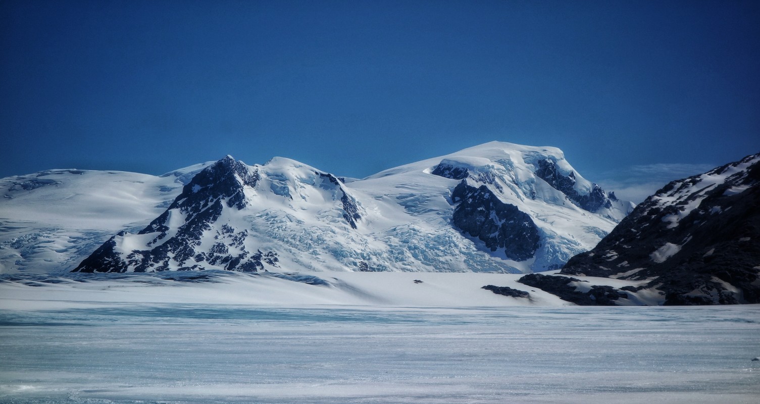 Cerro Plüschow