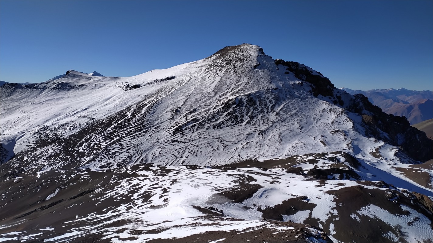 Cerro Escabroso