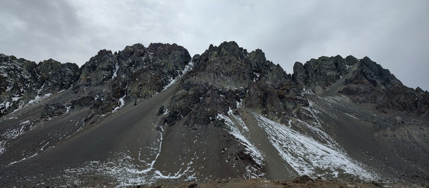 Cerro Dos Leones