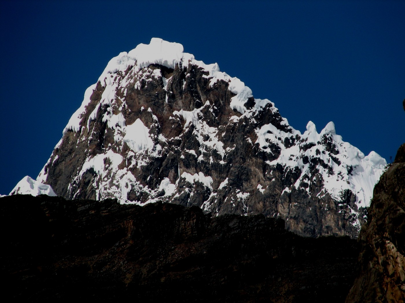 Nevado Cayesh