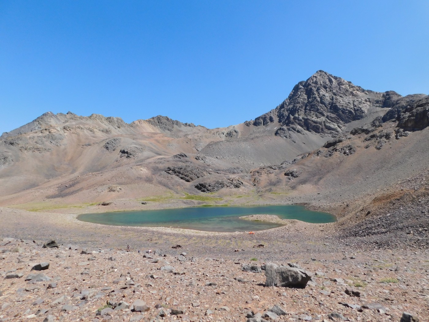 Cerro Tres Hermanos Sur