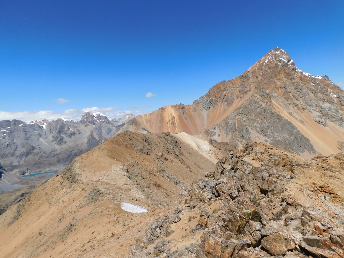 Cerro Rosario Norte (Nevado Caramarca Chico)