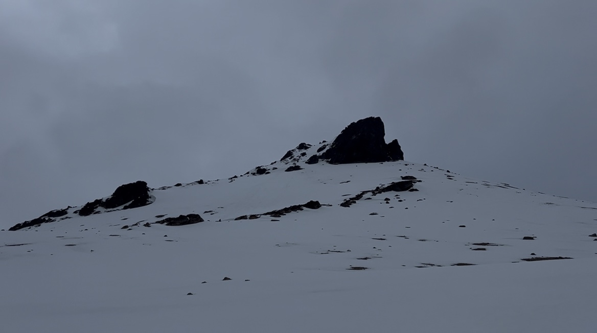 Cerro Negro (Lago El Desierto)