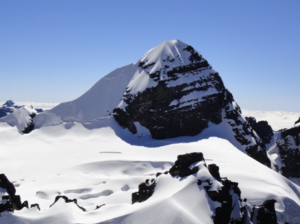 Nevado Pequeño Alpamayo