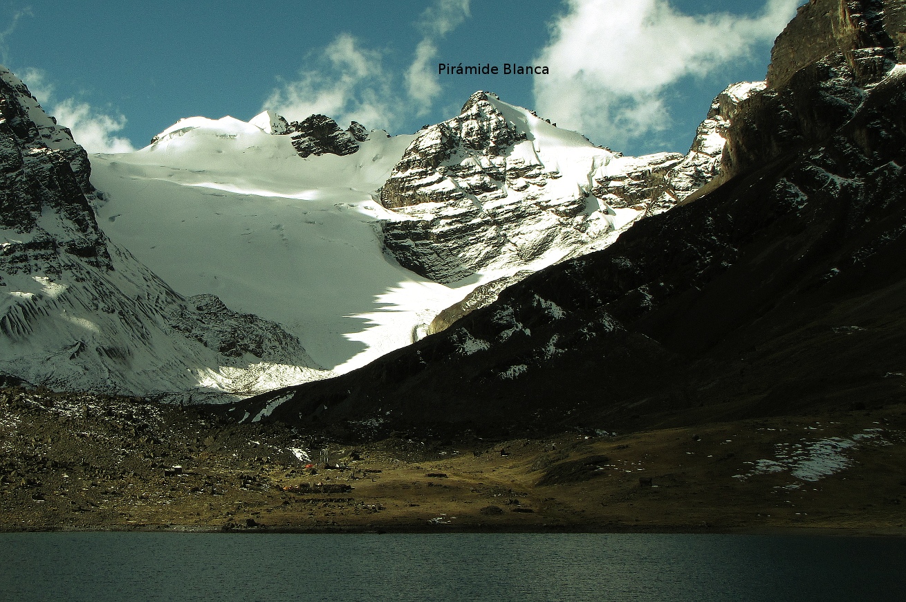 Nevado Pirámide Blanca