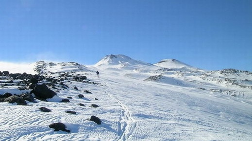 Esquí de travesía en el volcán Chillán