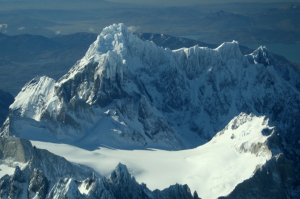 Paine Grande y Glaciar Olguin