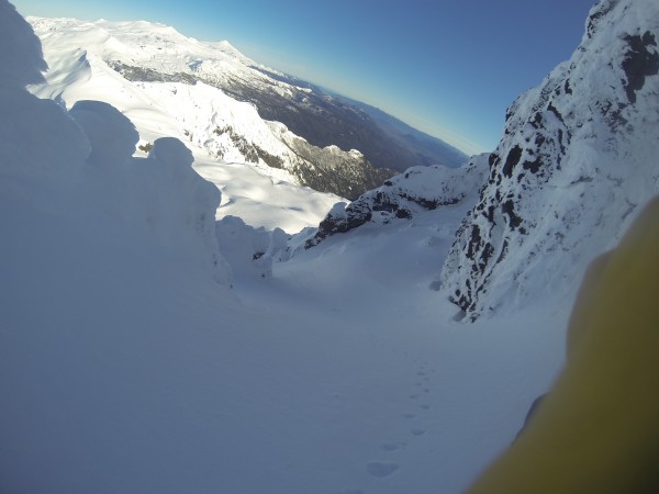 Canalón hasta el pie de vía