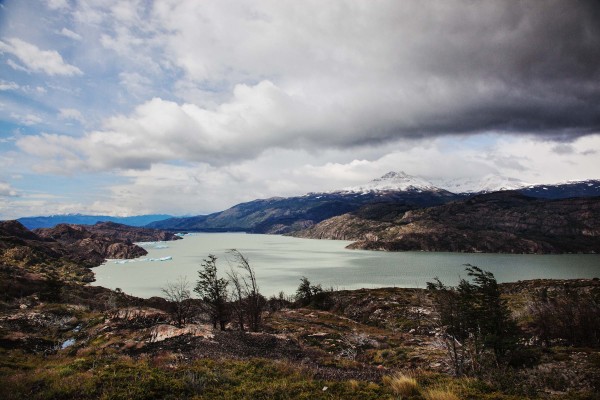 Lago Grey y Monte Ferrier