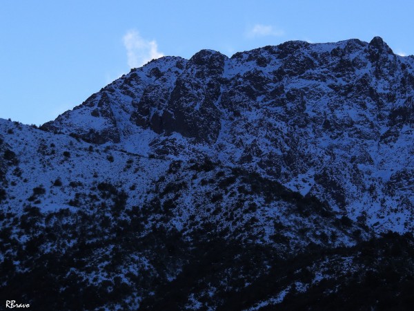 El cerro al amanecer