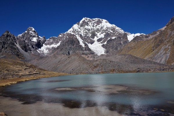 Laguna Azul, Ausangate y Nevado Santa Catalina