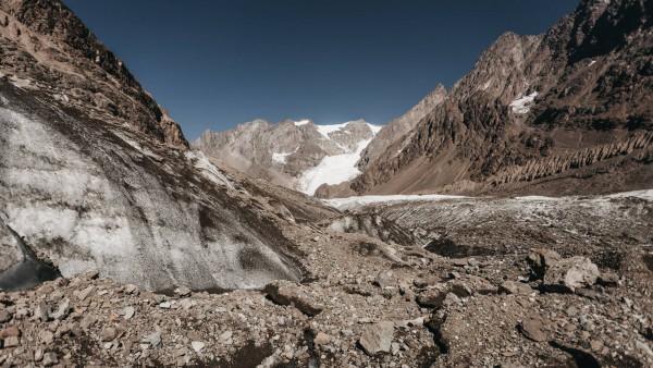 Base del Glaciar Juncal