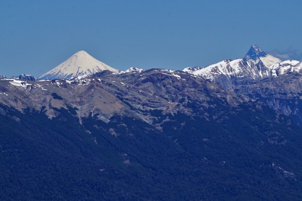 Osorno y Puntiagudo desde Argentina