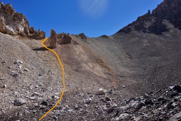 Subida al portezueloFoto: 6Este es el tramo de mayor pendiente de toda la ruta.
Foto tomada hacia el Norte.Álvaro Vivanco