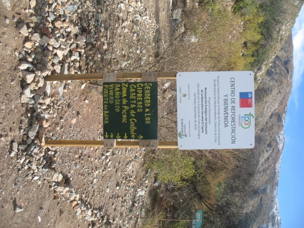 Inicio sendero Los cipreses 