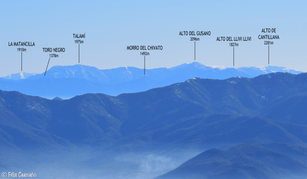 Alto del Gusano a la distancia