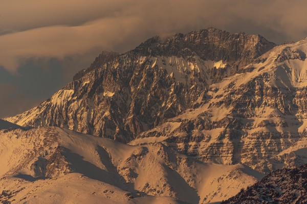 Detalle del Cerro Litoria/ Cordón de los Españoles al Atardecer