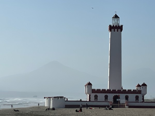 faro y cerro juan soldado
