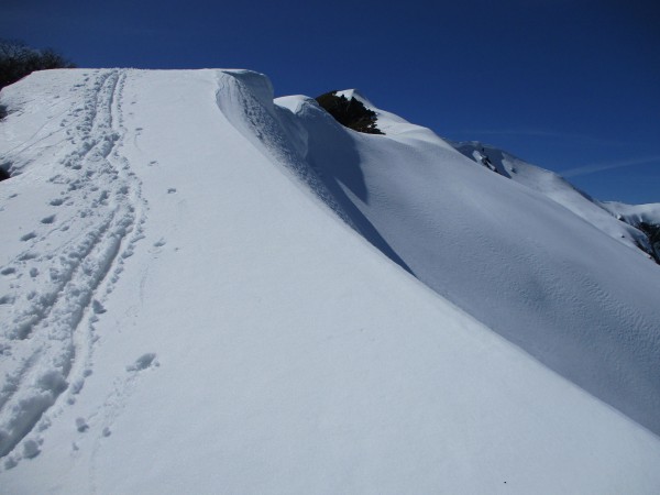 Último tramo para la cumbre en primavera con nieve