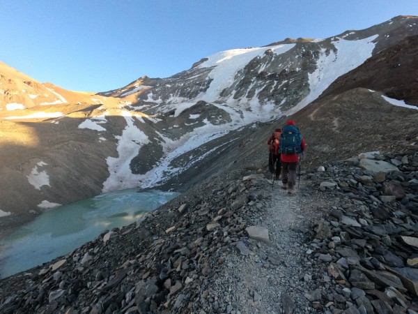 Camino a refugio Agostini