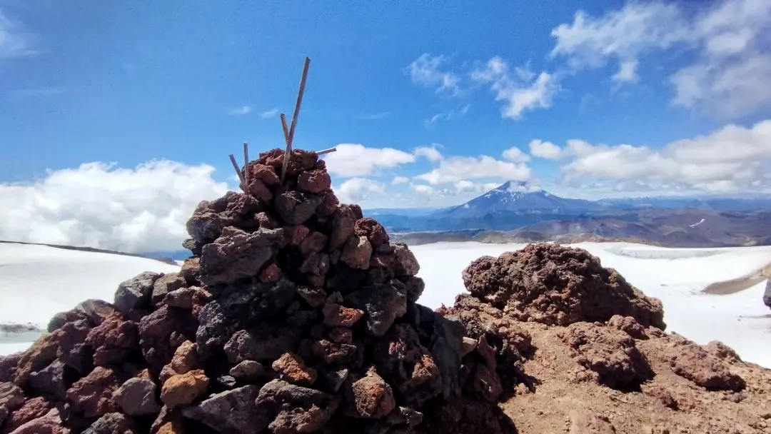 Monolito de cumbre