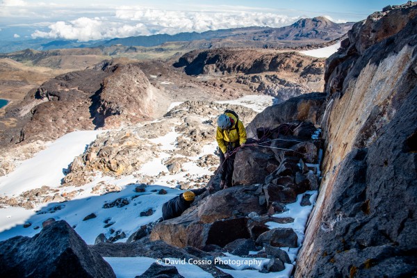 Trepe hacia la cumbre central
