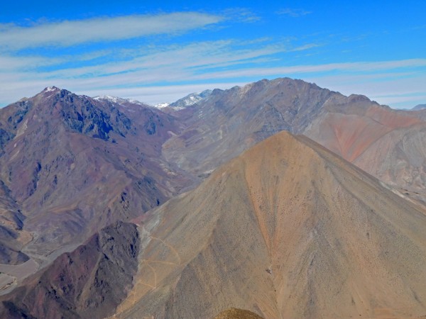 Cerros Gabriela Mistral, Paranao y Peralillo