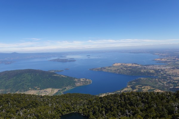 Lago Ranco desde cumbre del Toribio