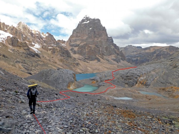 Bajada hacia las lagunas Bajada hacia las lagunas