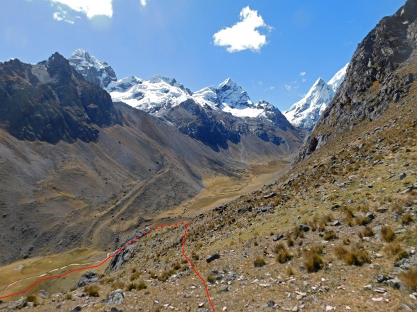 Descenso hacia la quebrada Segya Descenso hacia la quebrada Segya