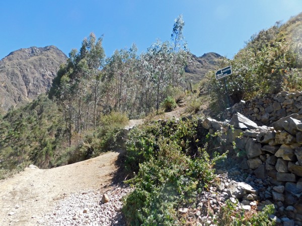 Desvío hacia Huatiaq Desvío hacia Huatiaq