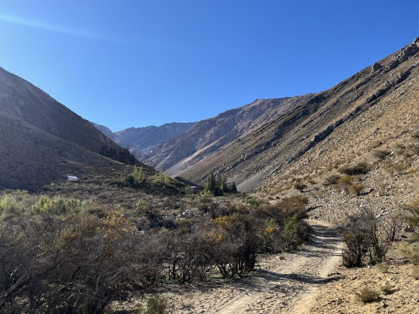 Camino hacia las cabañas