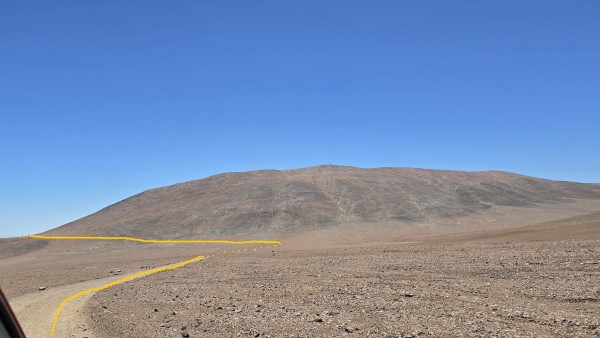 Camino vehicular de acceso 