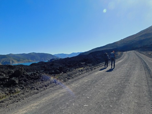 Camino vehicular junto a la lagunaFoto: 2Foto tomada hacia el Este.Álvaro Vivanco