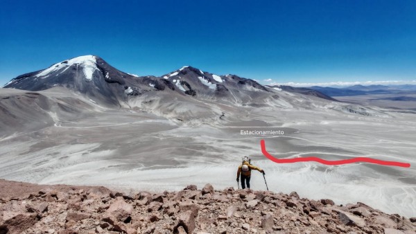 Panorama globalFoto: 2Se aprecia la última parte del acceso vehícular en 4x4 hasta los 5.350 mCarlos Fouilloux