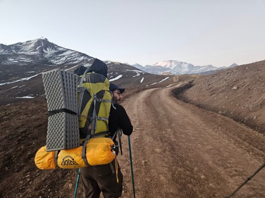 Camino vehicular Valle NevadoFoto: 13Caminando 2-3h hasta sector Tres PuntasJosé Antonio Mena 