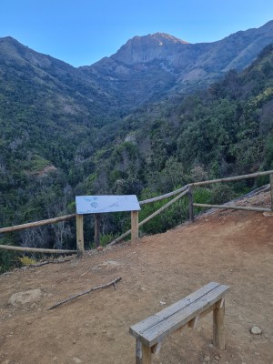 Mirador Foto: 3Mirador y punto de descanso antes de la segunda aguadaSimón Olfos