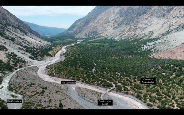 Camino las LeñasFoto: 2En la imagen se puede observar gran parte del camino a las leñas dentro del Sector Resguardo Cortaderal. Héctor Becerra Díaz