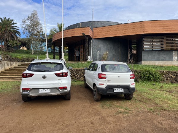 Estacionamiento fuera de oficinas de CONAFFoto: 1Dirección: OesteNicolás Berríos