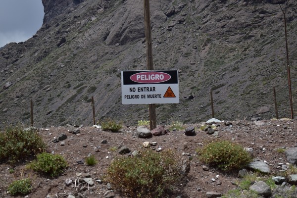 El Polvorín Foto: 1Último lugar donde se puede dejar el vehículo.Dirección: SurRafael Reinoso