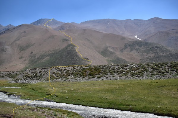 Ruta por cara norte.Foto: 8Punto donde se debe cruzar el Río Museo. Dirección: SurRafael Reinoso