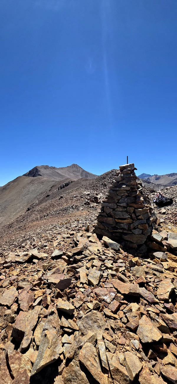 Cumbre cerro El PlomoFoto: 10Dirección: NorteRodrigo Pastene