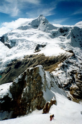 Tocllarraju desde el Urus