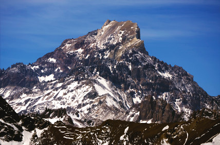 Castillo desde el las cercanía del cerro Diablo