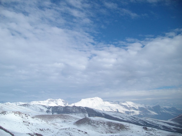 Laguna y Capitán del Quempo desde La Parva